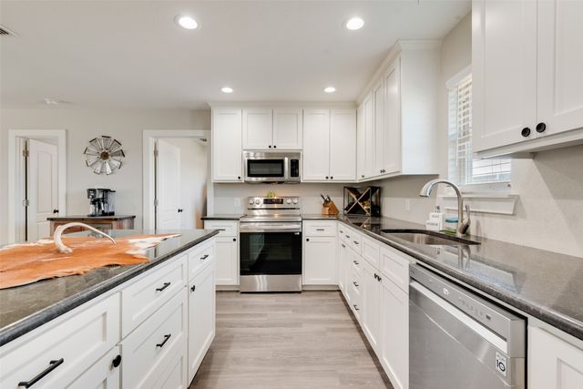 711 801c, Cleburne, TX 76031