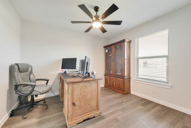 711 801c, Cleburne, TX 76031