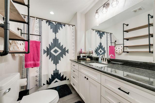 711 801c, Cleburne, TX 76031