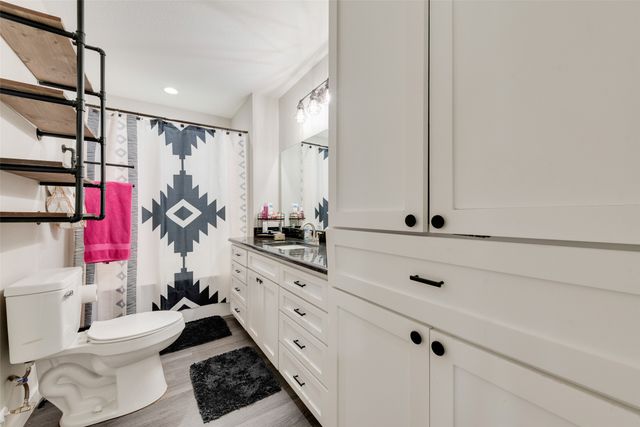 711 801c, Cleburne, TX 76031