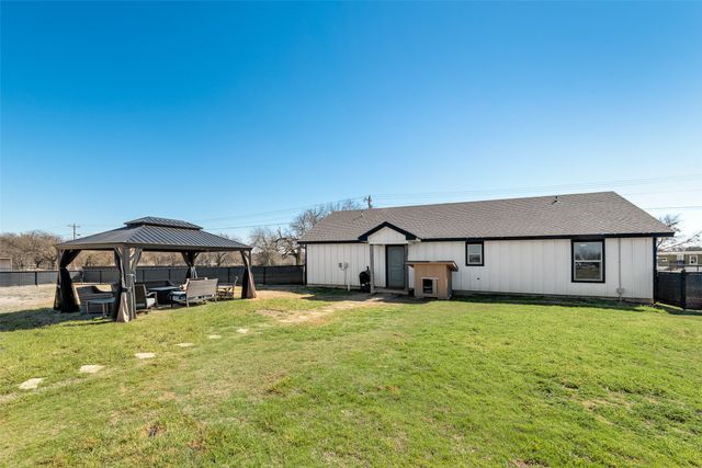 711 801c, Cleburne, TX 76031
