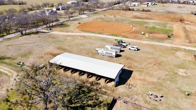 711 801c, Cleburne, TX 76031
