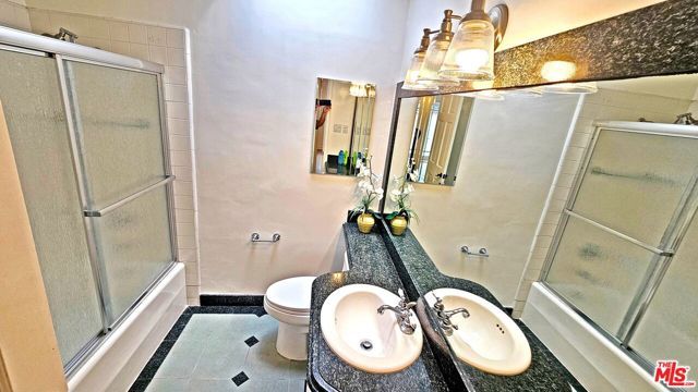 132 S LA PEER Drive, Beverly Hills, CA 90211