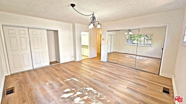 132 S LA PEER Drive, Beverly Hills, CA 90211