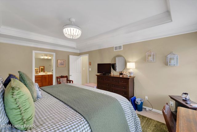 4534 Cherry Forest Cir, Louisville, KY 40245