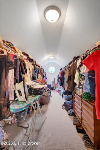4534 Cherry Forest Cir, Louisville, KY 40245
