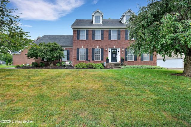 4534 Cherry Forest Cir, Louisville, KY 40245