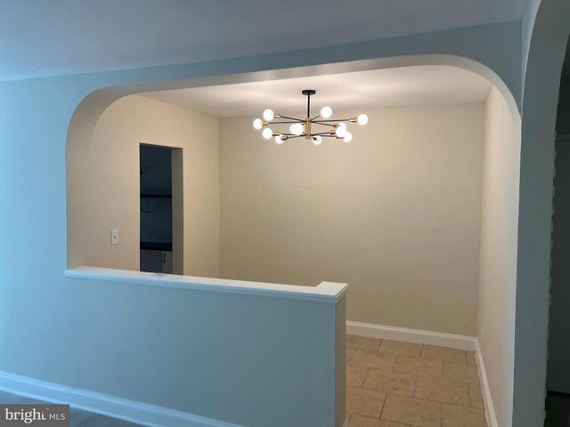 430 RIDGE RD SE #202, Washington, DC 20019