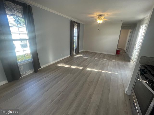 94 WHITE OAKS DR, Pennsville, NJ 08070