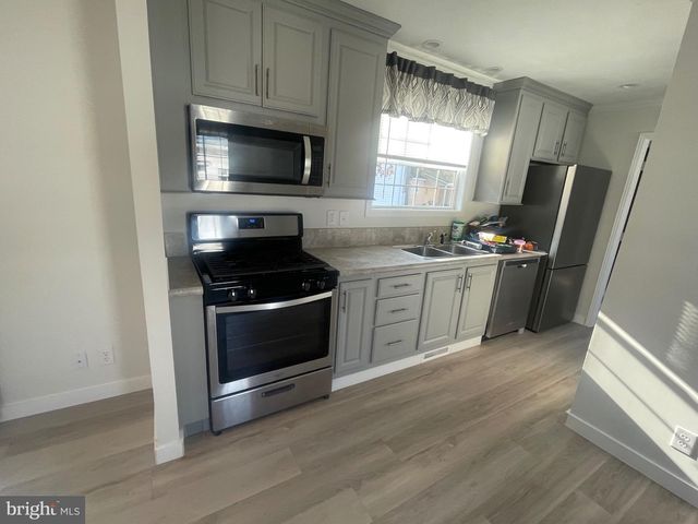 94 WHITE OAKS DR, Pennsville, NJ 08070