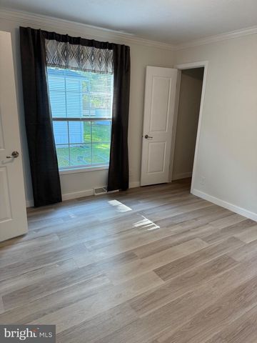 94 WHITE OAKS DR, Pennsville, NJ 08070