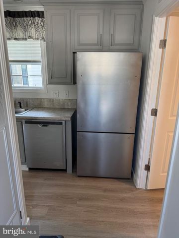 94 WHITE OAKS DR, Pennsville, NJ 08070