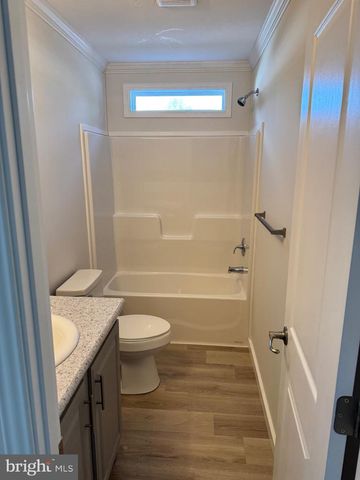 94 WHITE OAKS DR, Pennsville, NJ 08070