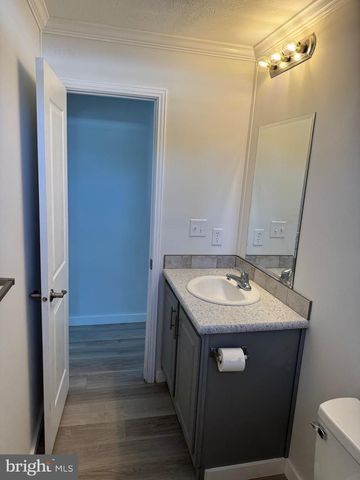 94 WHITE OAKS DR, Pennsville, NJ 08070