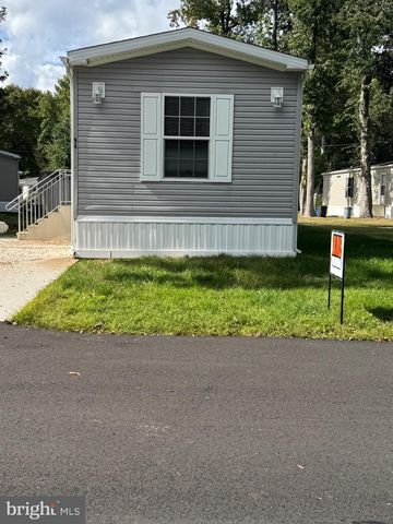 94 WHITE OAKS DR, Pennsville, NJ 08070