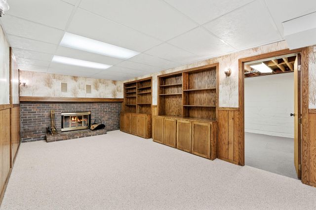1936 Grant Road, Arden Hills, MN 55112