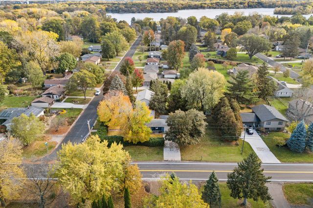 1936 Grant Road, Arden Hills, MN 55112