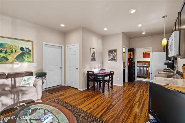 5822 W Boathaven LN, Rathdrum, ID 83858