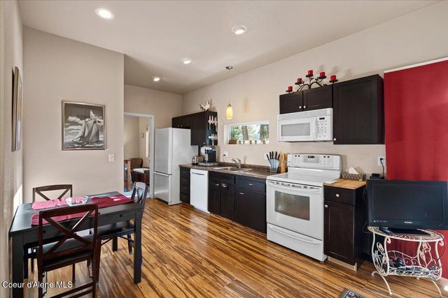 5822 W Boathaven LN, Rathdrum, ID 83858