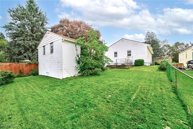 424 Tompkins Avenue, Akron, OH 44305