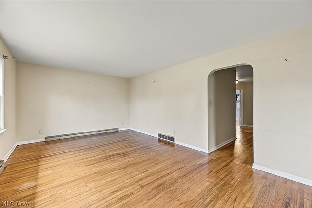 424 Tompkins Avenue, Akron, OH 44305