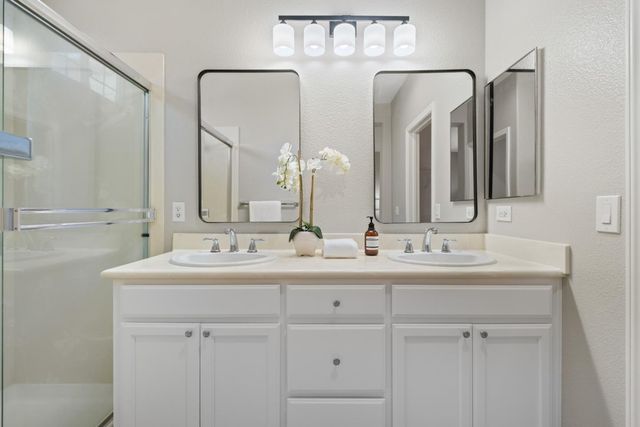 100 Parc Place Drive, Milpitas, CA 95035