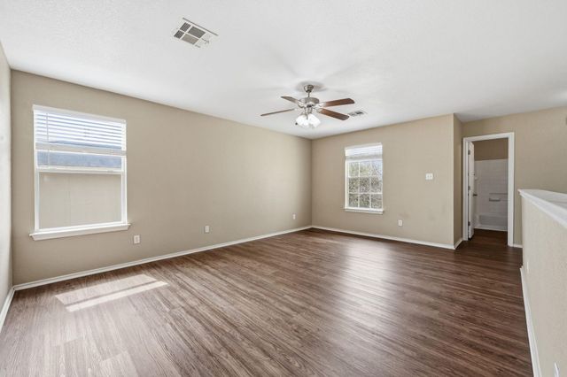 157 Pebble Creek LN, Buda, TX 78610