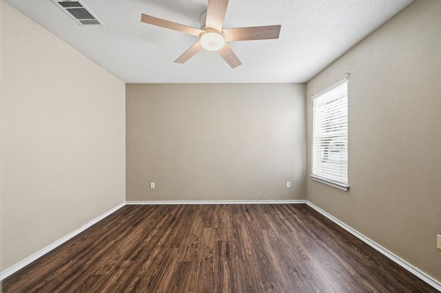 157 Pebble Creek LN, Buda, TX 78610