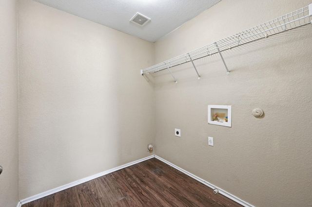 157 Pebble Creek LN, Buda, TX 78610