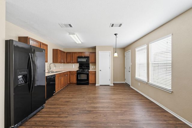 157 Pebble Creek LN, Buda, TX 78610