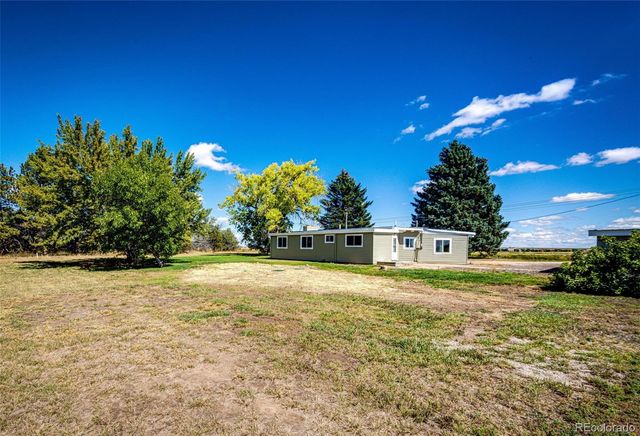 8475 Strasburg Road, Strasburg, CO 80136