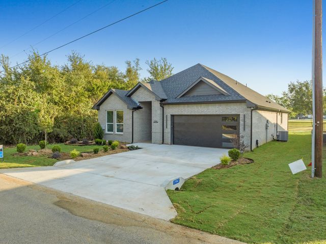 27062 Stonewood Drive, Whitney, TX 76692