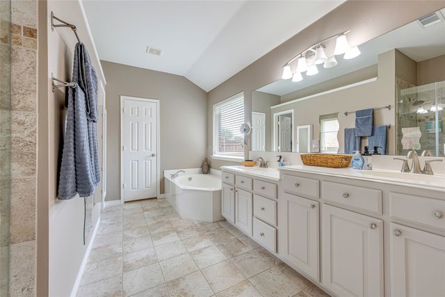 335 Linhurst Drive, Murphy, TX 75094