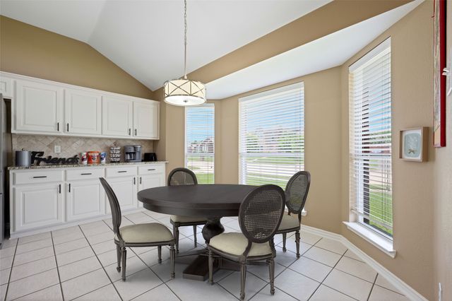 335 Linhurst Drive, Murphy, TX 75094