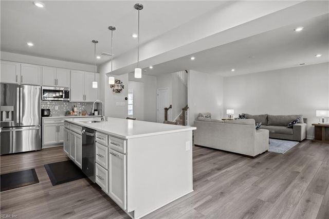 207 Early Station TRL, Carrollton, VA 23314