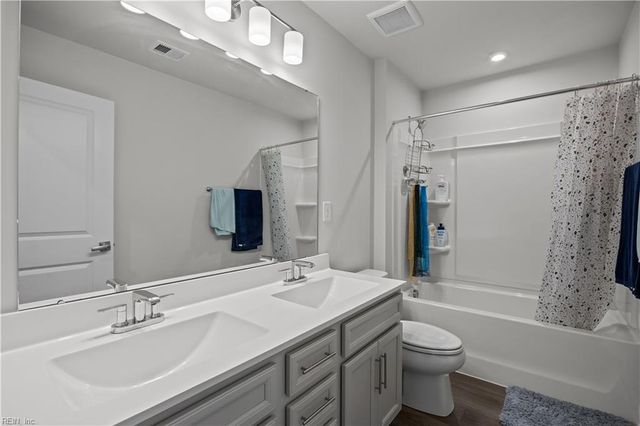 207 Early Station TRL, Carrollton, VA 23314