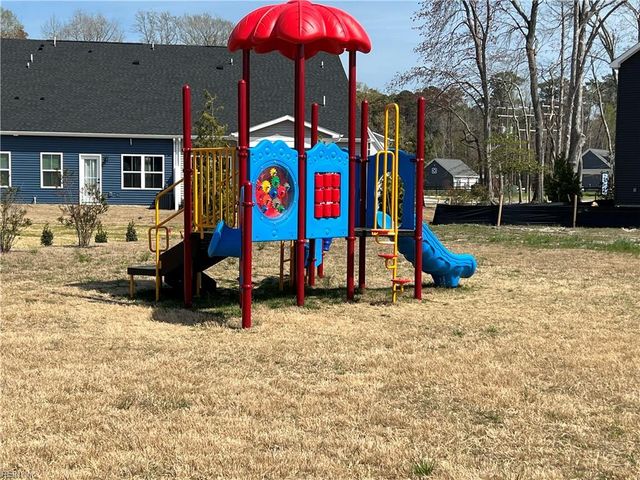 207 Early Station TRL, Carrollton, VA 23314