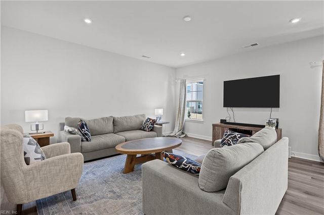 207 Early Station TRL, Carrollton, VA 23314