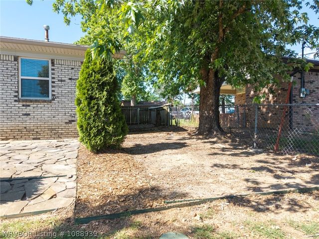 1035 Church Street, Alma, AR 72921