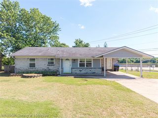 1035 Church Street, Alma, AR 72921