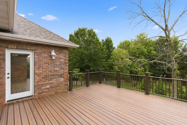 5277 S Whitmore Avenue, Springfield, MO 65810