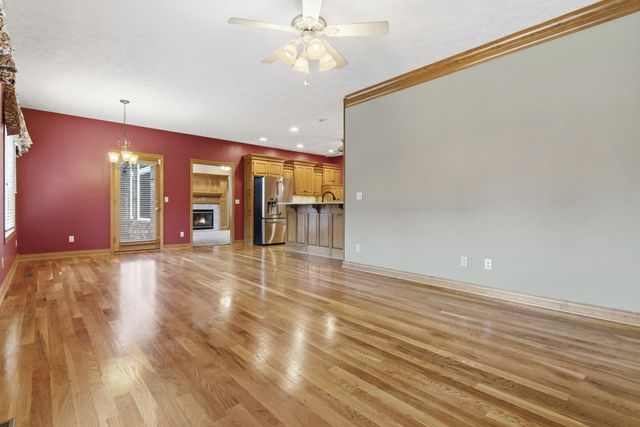 5277 S Whitmore Avenue, Springfield, MO 65810