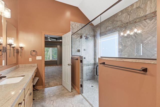 5277 S Whitmore Avenue, Springfield, MO 65810