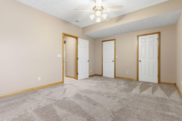 5277 S Whitmore Avenue, Springfield, MO 65810