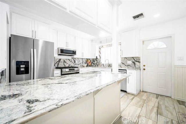 3034 N Ocana, Long Beach, CA 90808