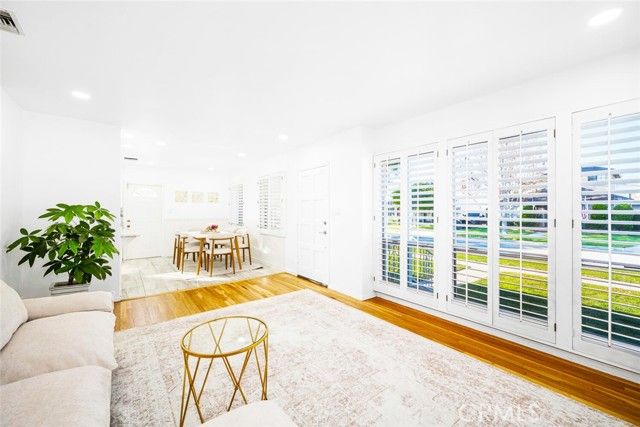 3034 N Ocana, Long Beach, CA 90808