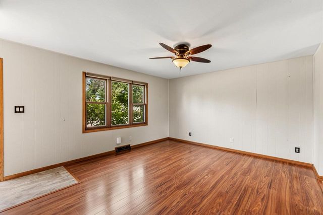 9117 Boys DRIVE, Sturtevant, WI 53177