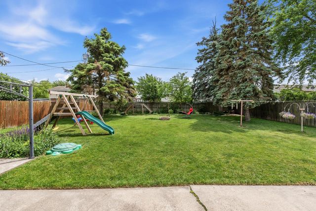 9117 Boys DRIVE, Sturtevant, WI 53177