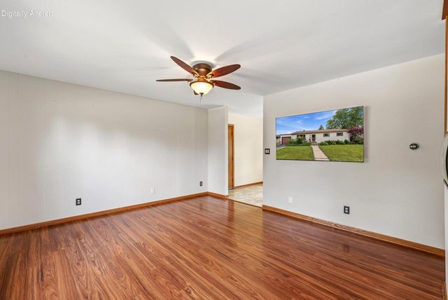 9117 Boys DRIVE, Sturtevant, WI 53177