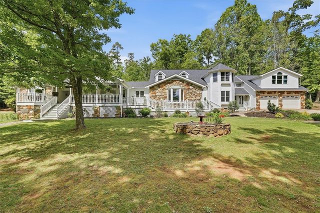 144 Porter Road, Pickens, SC 29671